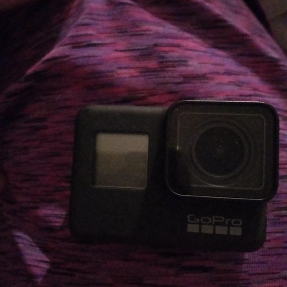Go Pro Hero 7 Black Edition - Picture 2 of 2